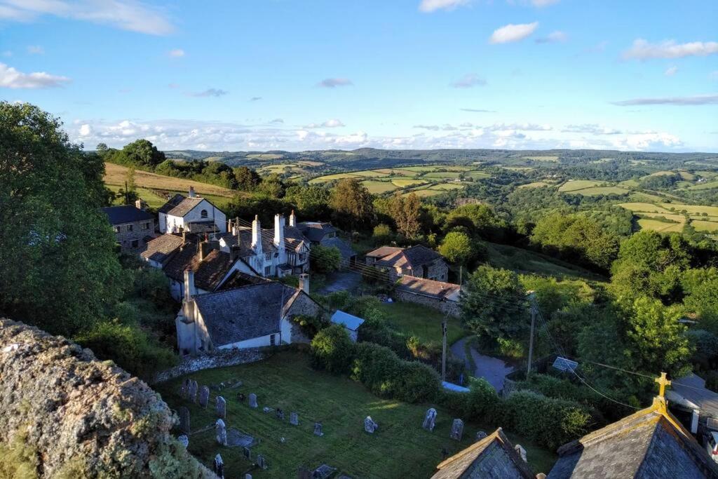 Hennock The Dairy - Quaint 1Br In Dartmoor National Parkヴィラ エクステリア 写真